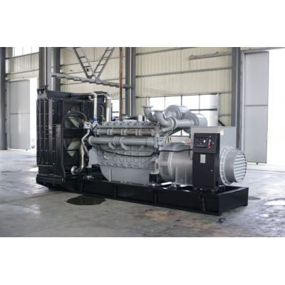 1500kw珀金斯柴油發電機組-珀金斯16缸柴油機4016TAG2A柴油發電機組,缸徑/行程：160/190mm,柴油發電機組水冷發動機功率1766KW,柴油發電機組配套馬拉松斯坦福發電機。廠價直銷歡迎選購：13773399855。
