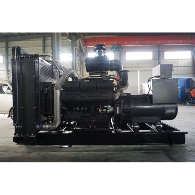 600kw上柴股份柴油發(fā)電機(jī)組-上柴股份12缸柴油機(jī)SC27G830D2柴油發(fā)電機(jī)組,缸徑/行程：135/155mm,柴油發(fā)電機(jī)組水冷發(fā)動(dòng)機(jī)功率610KW,柴油發(fā)電機(jī)組配套馬拉松斯坦福發(fā)電機(jī)。廠價(jià)直銷歡迎選購：13773399855。