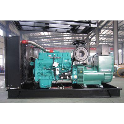 200kw重慶康明斯柴油發電機組-重慶康明斯6缸柴油機MTA11-G2柴油發電機組,缸徑/行程：125/147mm,柴油發電機組水冷發動機功率246KW,柴油發電機組配套馬拉松斯坦福發電機。廠價直銷歡迎選購：13773399855。