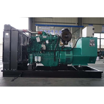 150kw玉柴柴油發(fā)電機(jī)組-玉柴4缸柴油機(jī)YC6A275-D30柴油發(fā)電機(jī)組,缸徑/行程：108/133mm,柴油發(fā)電機(jī)組水冷發(fā)動(dòng)機(jī)功率203KW,柴油發(fā)電機(jī)組配套馬拉松斯坦福發(fā)電機(jī)。廠價(jià)直銷歡迎選購(gòu)：13773399855。