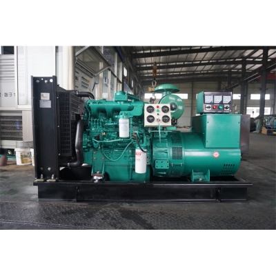 20KW玉柴柴油發電機組-玉柴4缸柴油機YCD4N23H8-30,柴油發電機組缸徑/行程：93/103mm,柴油發電機組水冷發動機功率22KW,柴油發電機組配套馬拉松斯坦福發電機。廠價直銷歡迎選購：13773399855。