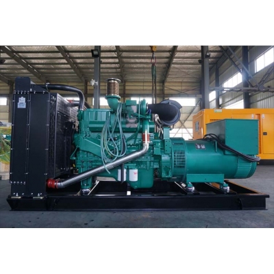 300kw玉柴柴油發電機組-玉柴6缸柴油機YC6MJ500L-D21柴油發電機組,缸徑/行程：131/145mm,柴油發電機組水冷發動機功率367kW,柴油發電機組配套馬拉松斯坦福發電機。廠價直銷歡迎選購：13773399855。